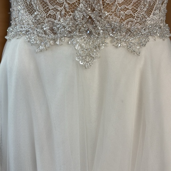 Ella Rosa Private Label By G Wedding Dress size 10 Tulle and Beading open back - Picture 6 of 14